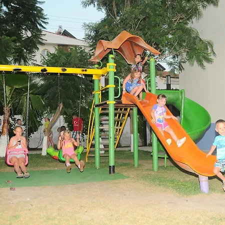 Aral Hotel Side